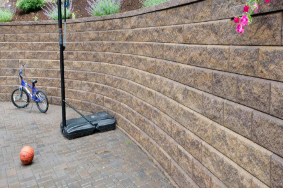 Mortarless Retaining Wall Blocks